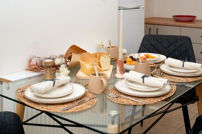 Food & Drinks 5, A & D Apartments, Attica
