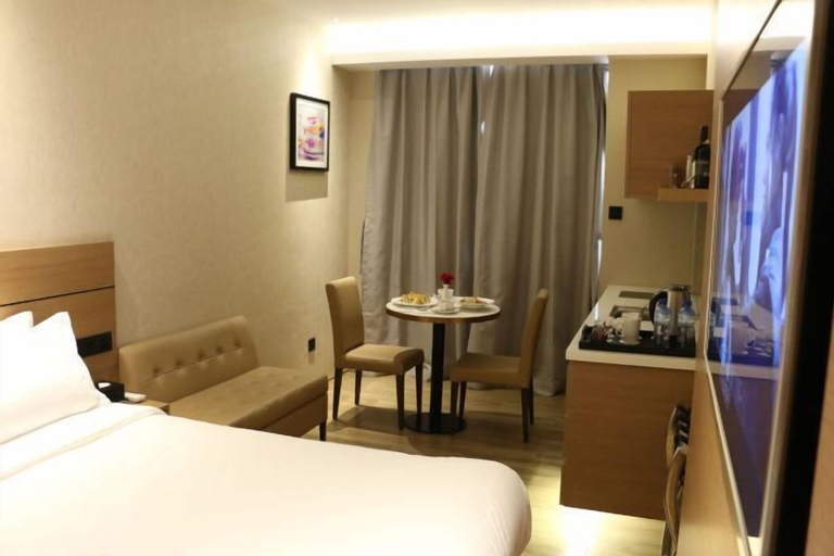 Bedroom 3, Zanzan Hotel