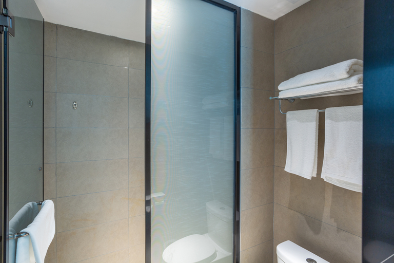 Bathroom 3, Hanting Hotel Suizhou Nanjiao, Suizhou Shi
