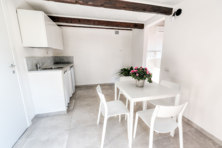Dining Room 12