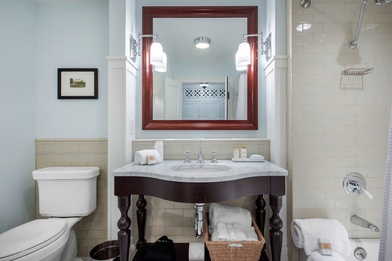 Bathroom 5, Omni Bedford Springs Resort & Spa, Bedford