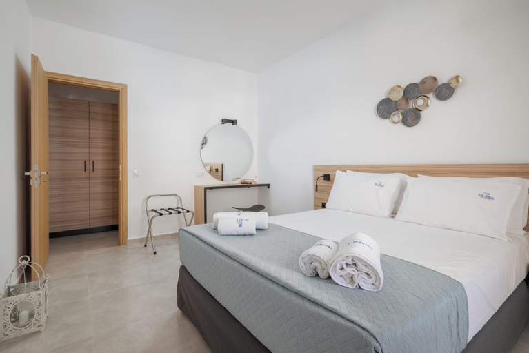 Bedroom 2, Blue Horizon Apartments, Crete