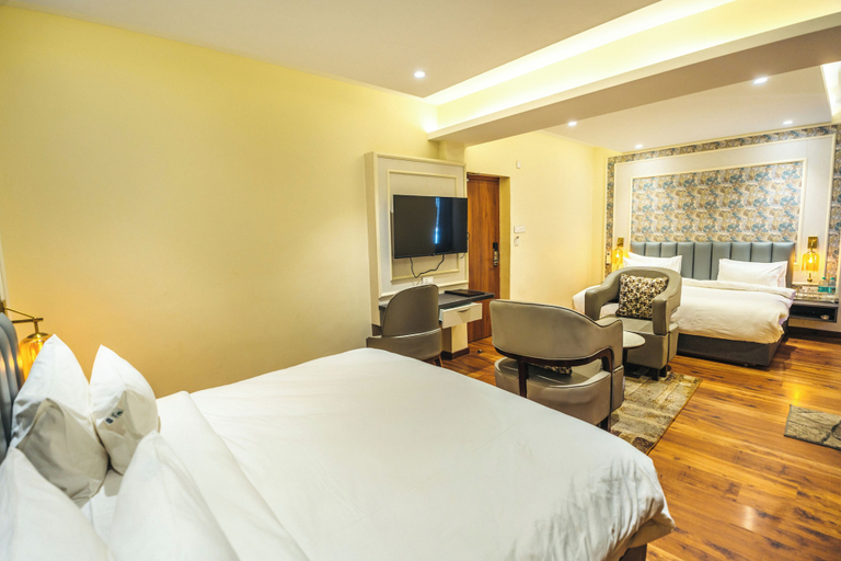Bedroom 3, New Hotel Snow Crest, Chamoli