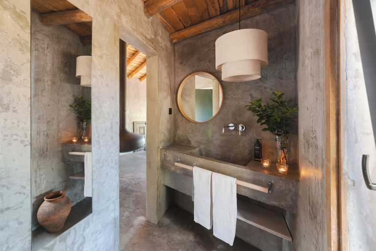 Bathroom, Vigias - Eternal Landscapes, Portalegre