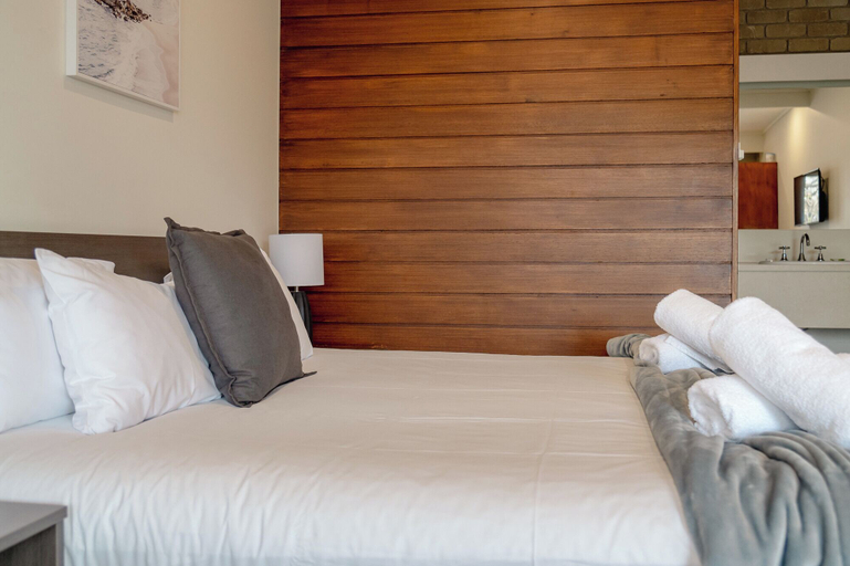 Bedroom 3, Mitchell on Main Motel & Apartments, E. Gippsland - Bairnsdale