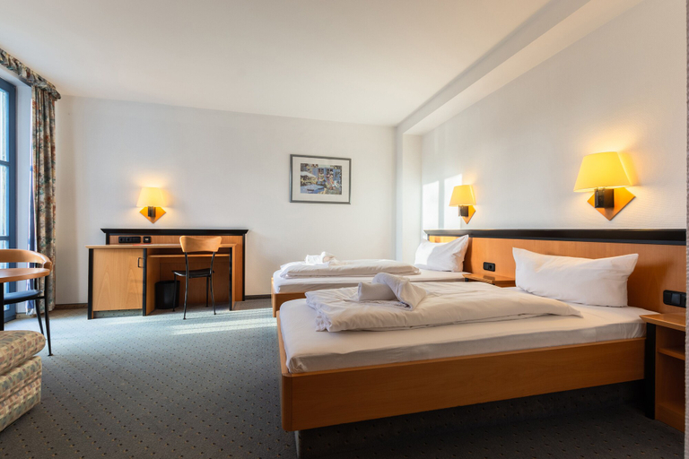 Bedroom 4, Hotel Rügenschmiede vis a vis Hiddensee, Vorpommern-Rügen