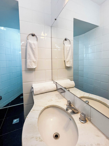 Bathroom 4