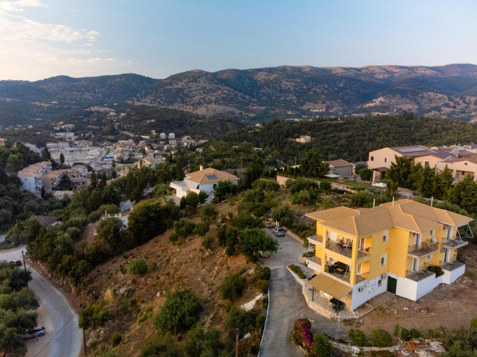 Others 3, The Dandy Horizon, Epirus
