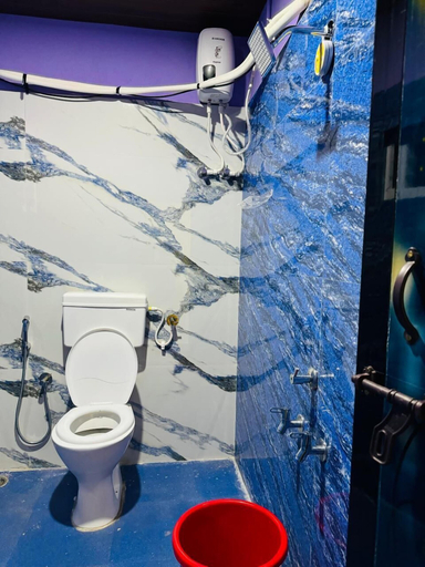 Bathroom 3, Livin Waves Beach stay and cafe, Uttara Kannada