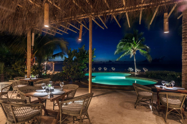 Food & Drinks 4, Villas Flamingos, Lázaro Cárdenas
