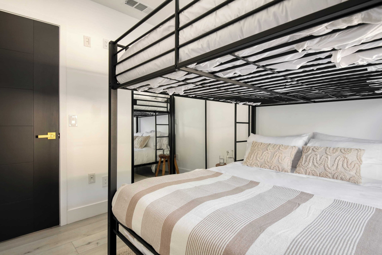Bedroom 1, Yellowjacket by Avantstay Entertainers Yard, 20min 2 Coachella Valley Preserve STR Permit#5161, Riverside