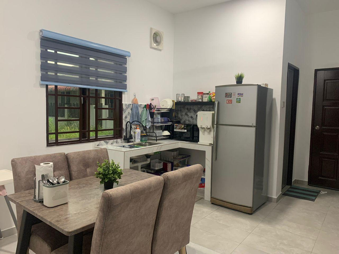Others 4, Homestay Damia, Hilir Perak