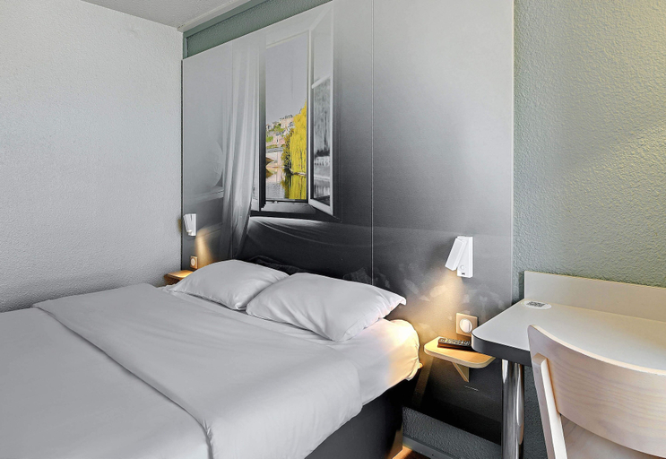 Bedroom 24