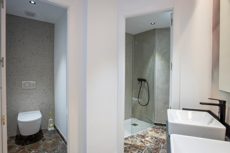 Bathroom 3, Apartamentos San Jaime Center Suites, Alicante