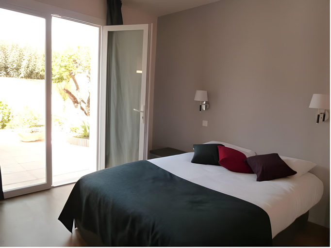 Bedroom 10