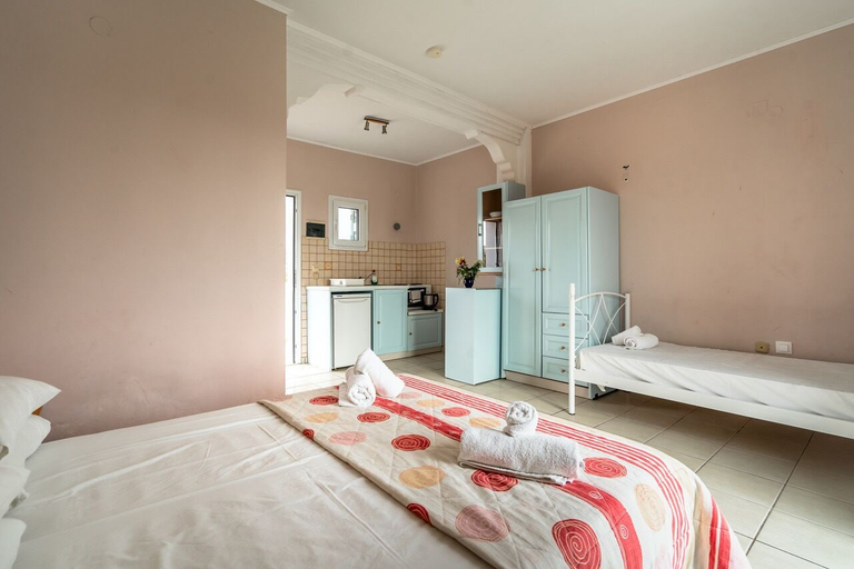 Bedroom 3, Helena Inn, Ionian Islands
