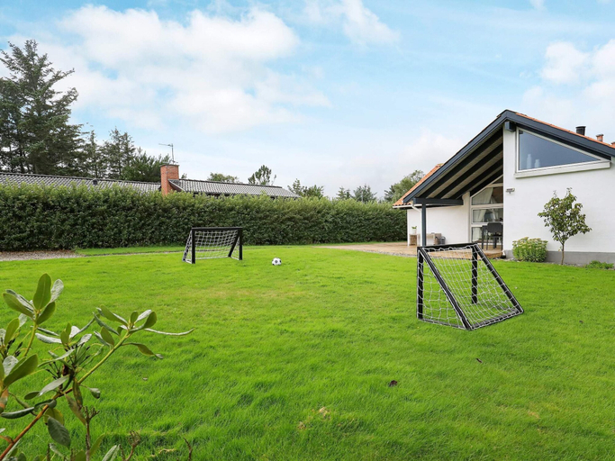 Others 4, 4 Star Holiday Home in Struer, Struer