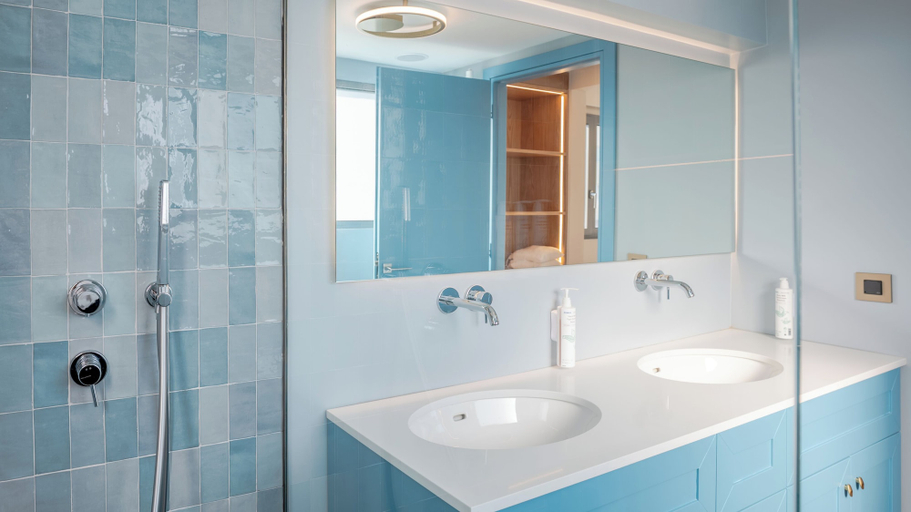Bathroom 2, Apeiron Athena Residences, Attica