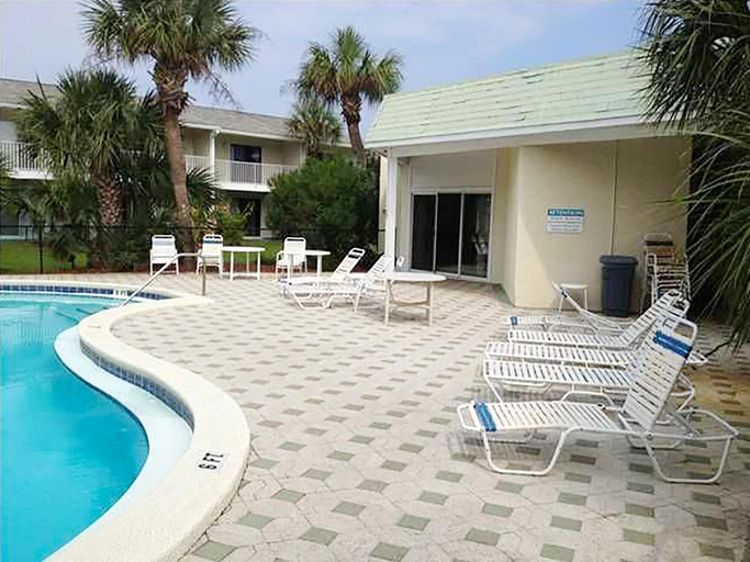 Sport & Beauty 2, Summerhouse Townhomes #5, Walton
