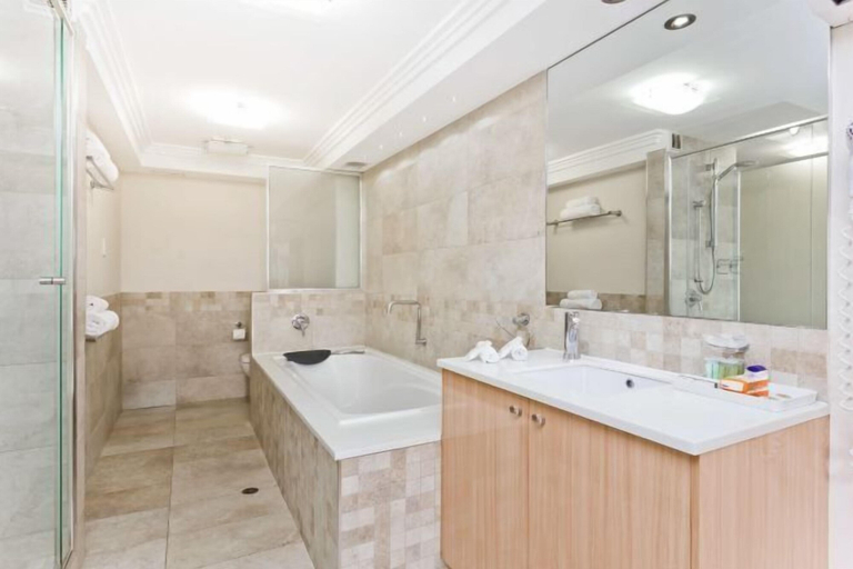 Bathroom 7