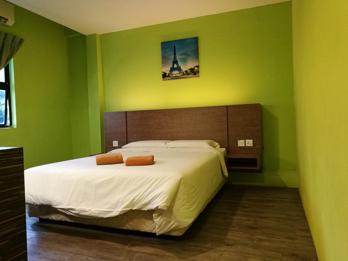 Bedroom 4, Walk Inn, Miri