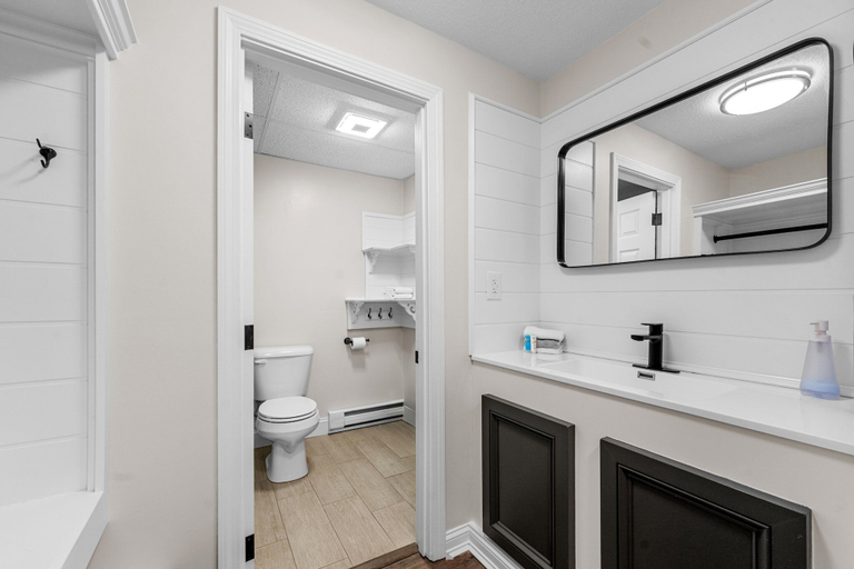 Bathroom 3, Green Harbor Hotel, Plymouth
