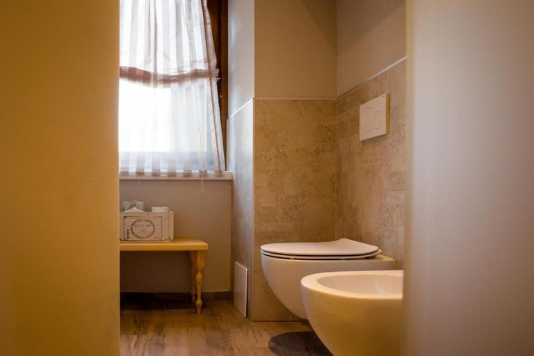 Bathroom 5, Roncola B&B L'Antica Corte, Bergamo