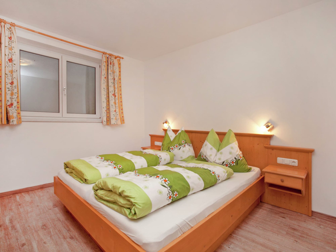 Bedroom 2, Flat in Mittersill near Ski Lift, Zell am See