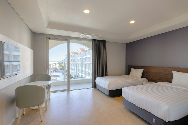 Bedroom 5, Sono Belle Jeju, Jeju