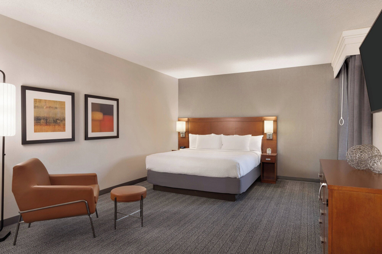 Bedroom 4, Courtyard Marriott Greenville, Pitt