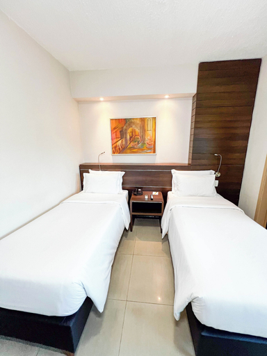Bedroom 14