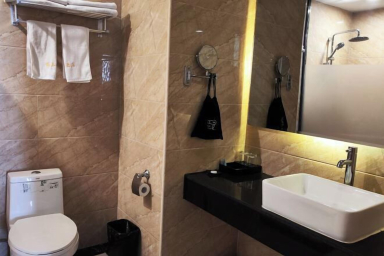 Bathroom 4, Jinse Fashion Hotel, Alxa