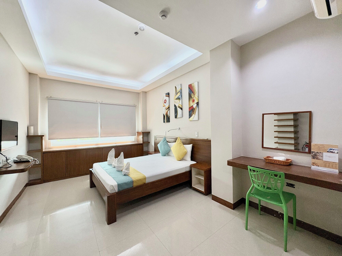 Bedroom 3, Sunburn Suites Coron, Coron