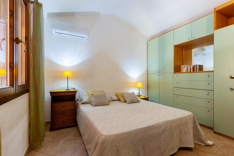 Others 3, Casa Vacanze Vivi Costa Rei, Cagliari