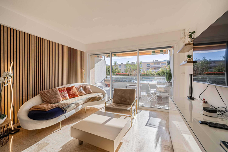 Others 3, Charming apartment on Boulevard Alexandre III, Alpes-Maritimes