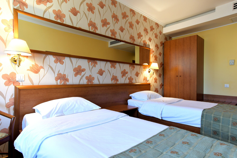 Bedroom 2, Hotel Brasov, Brasov