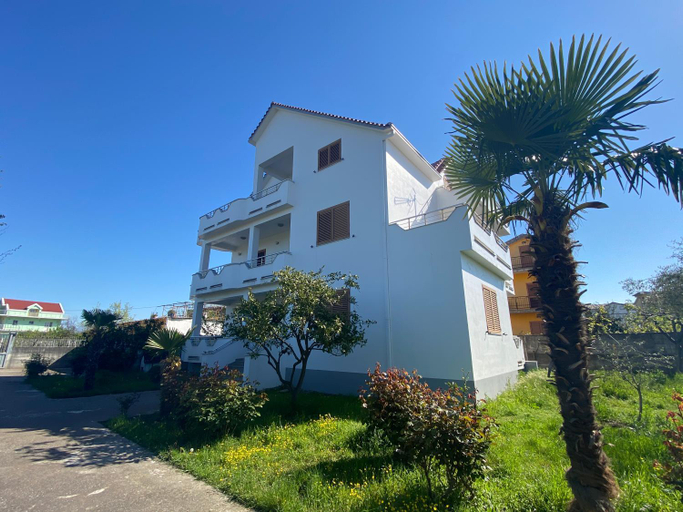 Others 5, Kiwi Villa - Shkoder, Shkodrës