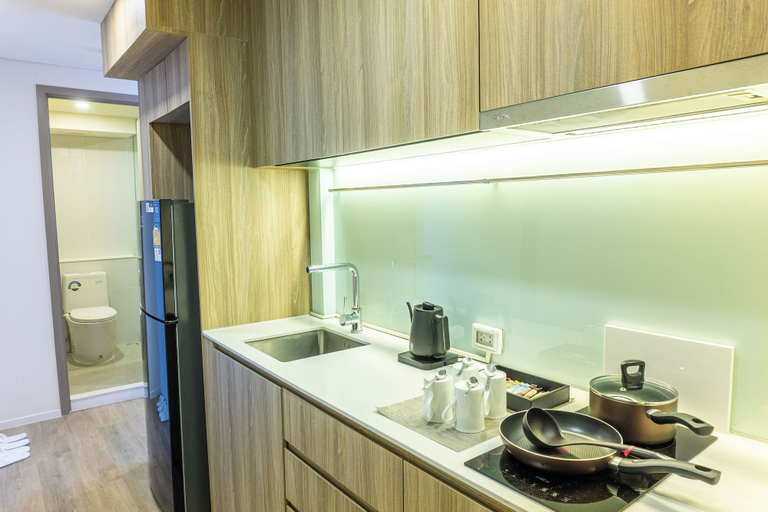 Dining Room 15
