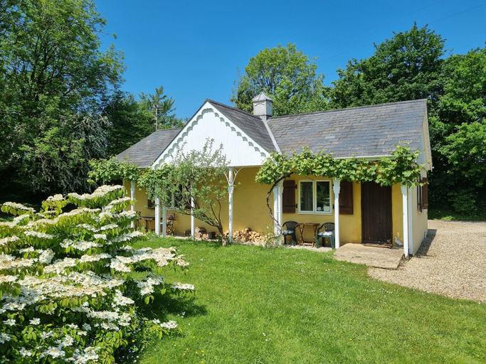 Exterior & Views 2, Glyndwr Vineyard, Vale of Glamorgan