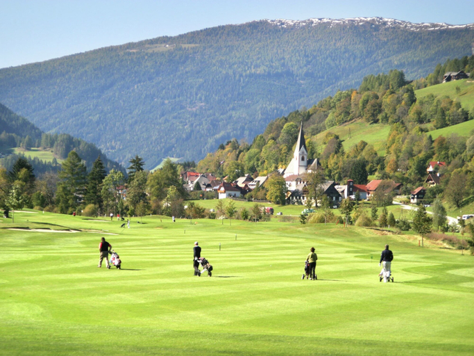 Others 5, Apartment in Lungau near Ski Slopes, Tamsweg