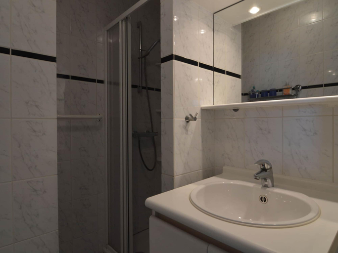 Bathroom 4, Apartment in Belgium for 2 Person, West-Vlaanderen