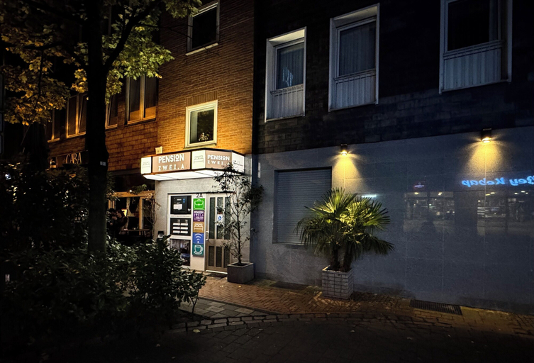 Exterior & Views 2, Pension Zwei A, Leverkusen
