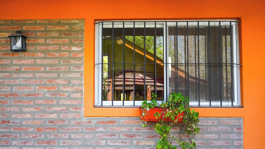 Others 4, Eirú Hostel, Calamuchita