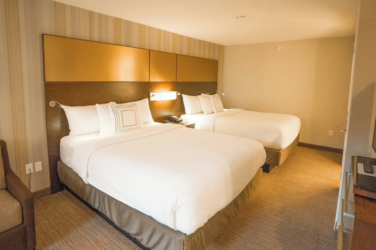 Bedroom 3, Residence Inn by Marriott Seattle University District, Seattle