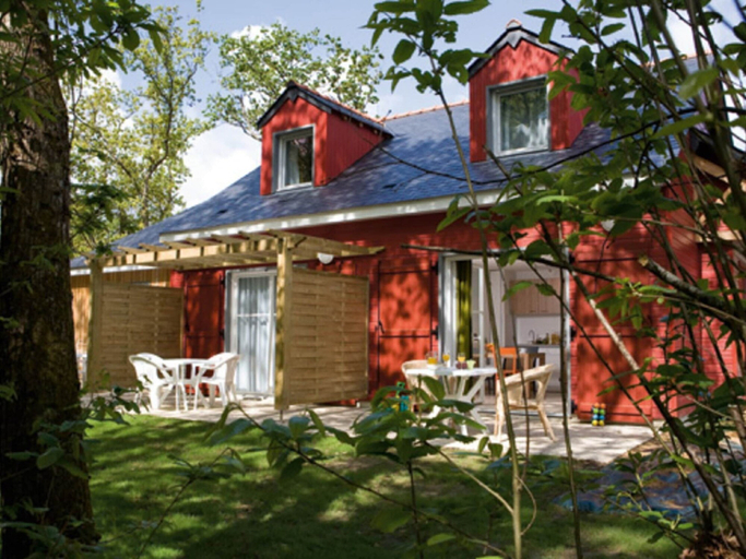 Exterior 2, Beautiful Holiday Home With Linen Package, Maine-et-Loire
