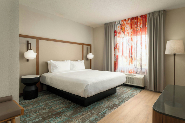 Bedroom 4, Fairfield Inn & Suites by Marriott Jacksonville Beach, Duval