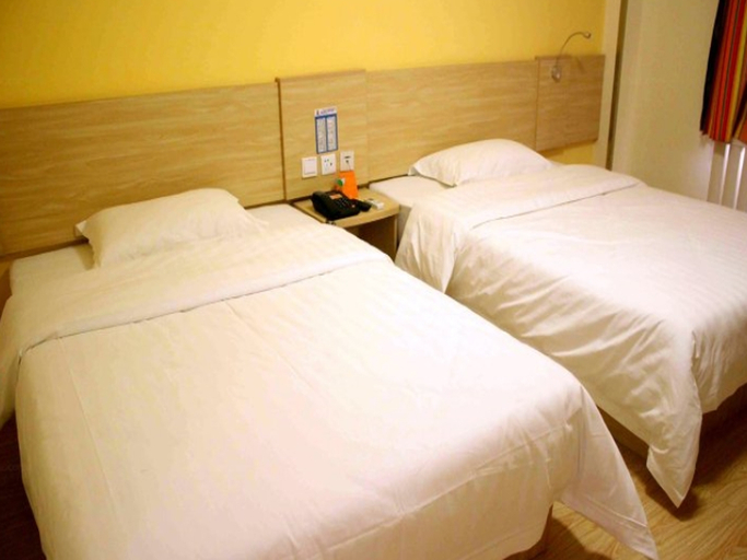 Bedroom 3, 7Days Inn Hotel (Bijie Jinsha Riverside Road), Bijie