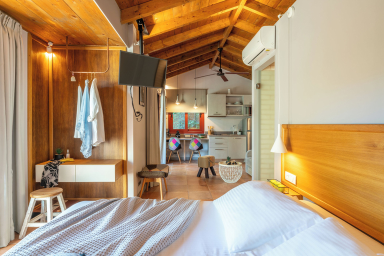 Bedroom 5, Klaritz Suites, Ionian Islands