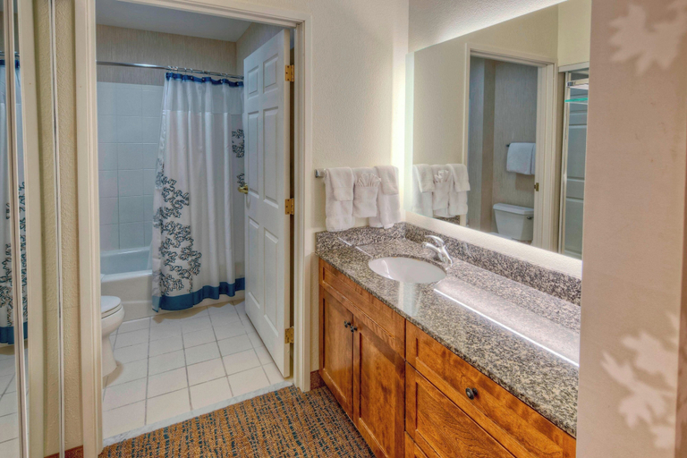 Bathroom 4, Residence Inn by Marriott Memphis Southaven, Desoto