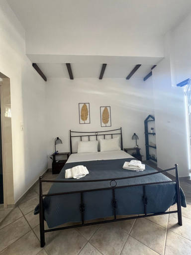 Others 3, Xanthi Apartments, Epirus